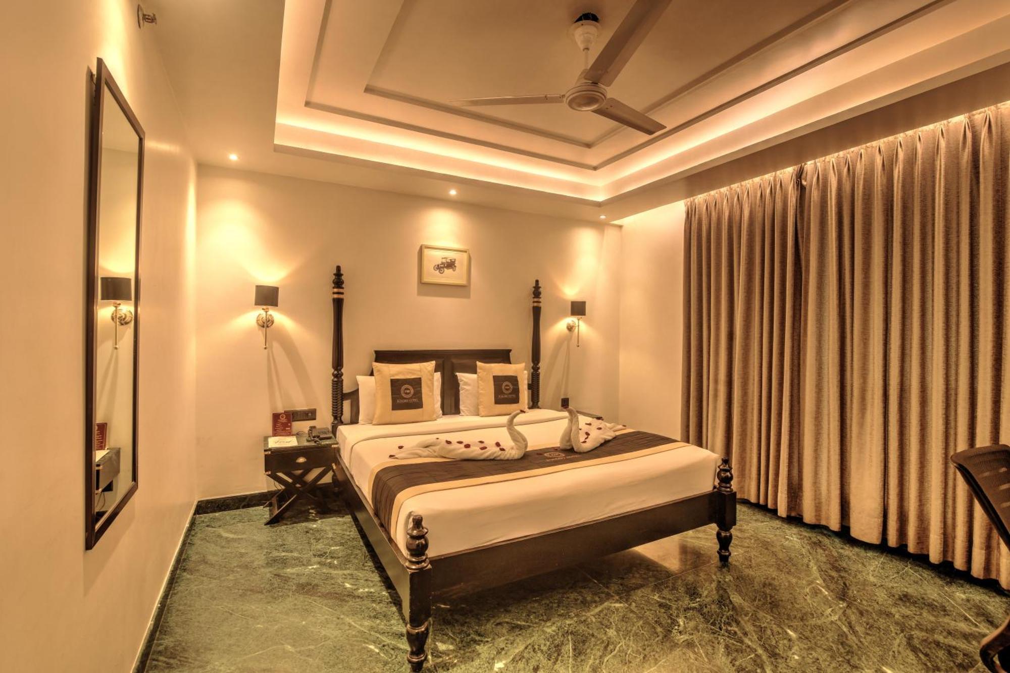 Foxoso Delhi Airport 4*